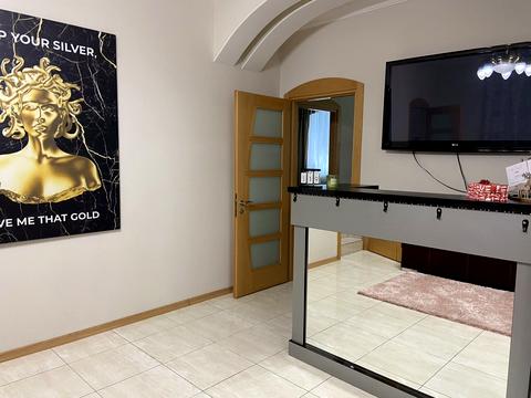 коммерческая по адресу Богдана Хмельницкого ул., 68