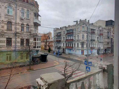квартира по адресу Братская ул., 5