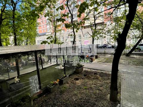 коммерческая по адресу Василия Тютюнника ул. (Анрі Барбюса), 56