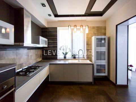 будинок за адресою Порічкова вул., 163