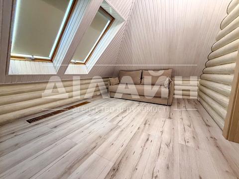 будинок за адресою с. Канівське, Цертральна