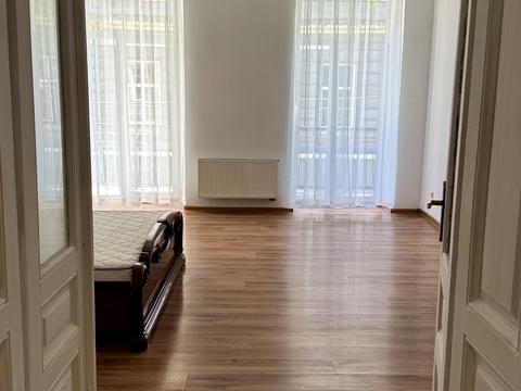 квартира за адресою Гетьмана Петра Дорошенка вул. (Жовтнева), 40