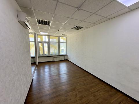 комерційна за адресою Петра Григоренка просп., 22/20