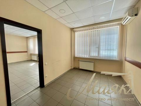 комерційна за адресою Заводська вул., 3