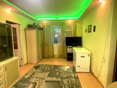 квартира за адресою Миколи Василенка вул., 12-А
