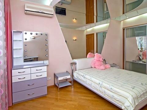 квартира за адресою Довженка вул., 2
