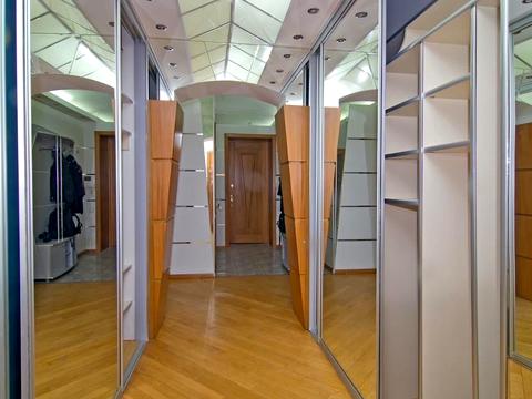 квартира за адресою Довженка вул., 2