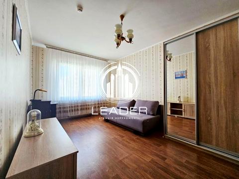квартира за адресою Софії Русової вул., 3