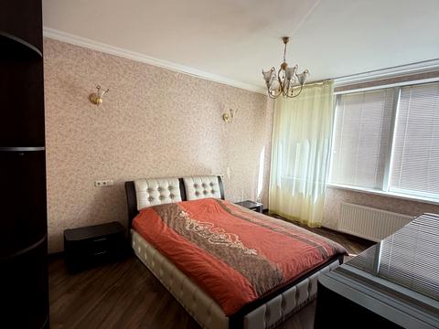 квартира по адресу Раисы Окипной ул., 10-А