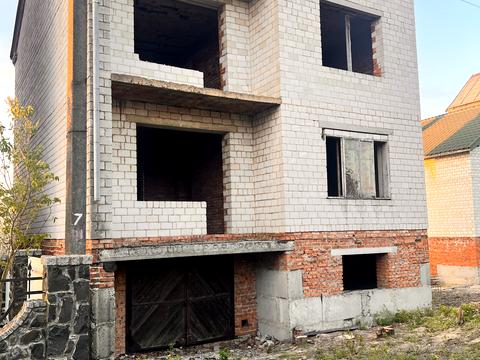 будинок за адресою Дубляни, Грушевського вул.