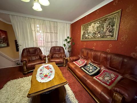 будинок за адресою с. Велика Добронь, Центральна