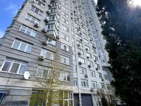 квартира за адресою Миколи Бажана просп., 8-Б