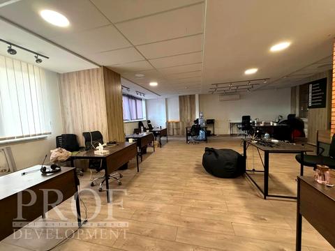 коммерческая по адресу Calle Dilova ул. (Димитрова), 2-Б