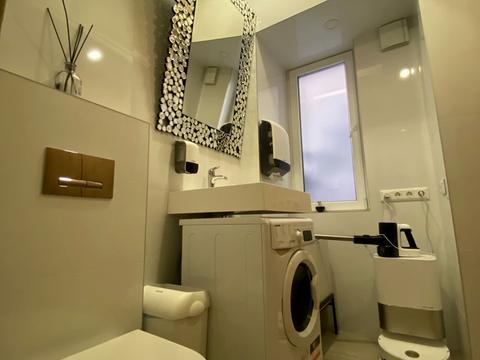 комерційна за адресою Троїцька вул., 28