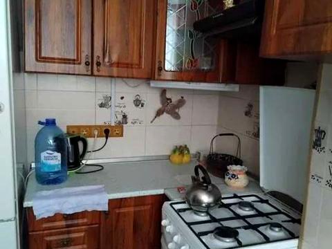 квартира за адресою Братська вул., 4
