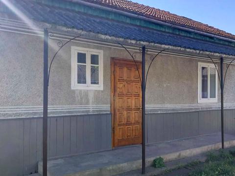 будинок за адресою Центральна