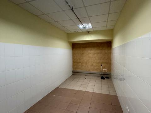 комерційна за адресою Райдужна вул., 39