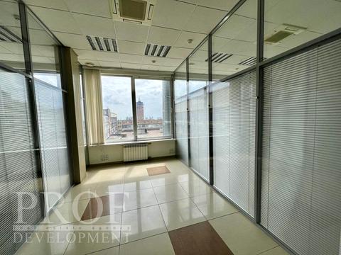 комерційна за адресою Лесі Українки бульв., 26