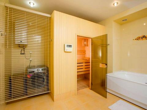 квартира за адресою Старонаводницька вул., 13