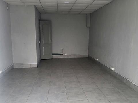 комерційна за адресою Височана вул., 18