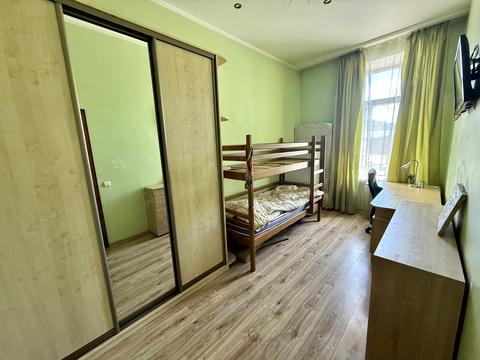 квартира по адресу Кропивницкого пл., 3