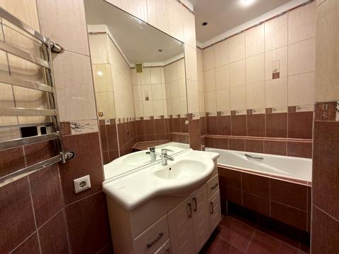 квартира за адресою Миколи Бажана просп., 10