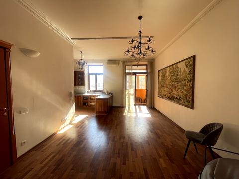 квартира за адресою Предславинська вул., 30