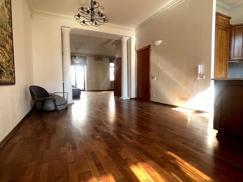 квартира за адресою Предславинська вул., 30