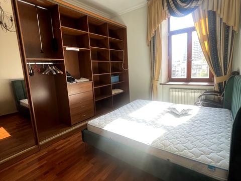 квартира за адресою Предславинська вул., 30