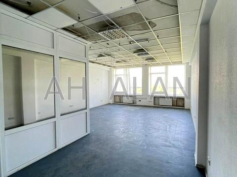 комерційна за адресою Соборності просп. (Возз'єднання), 19