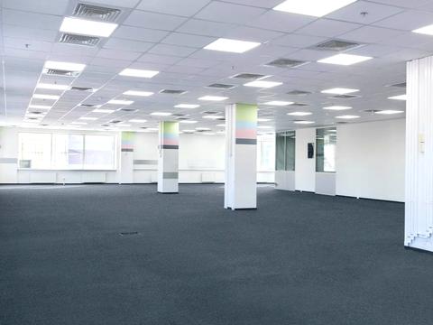 комерційна за адресою Жилянська вул., 75