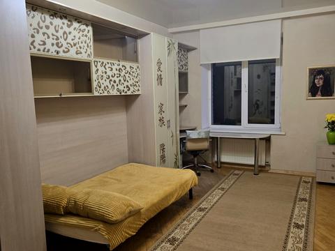 квартира за адресою Вишгородська вул., 4
