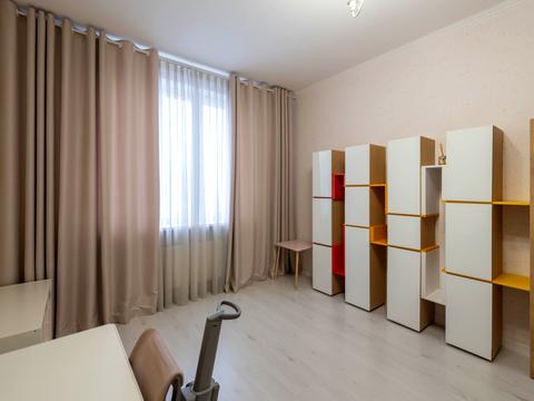 квартира за адресою Дніпровська набережна вул., 14-А