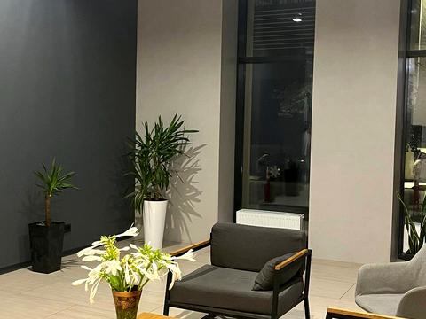 квартира за адресою Зарічна вул., 4к1