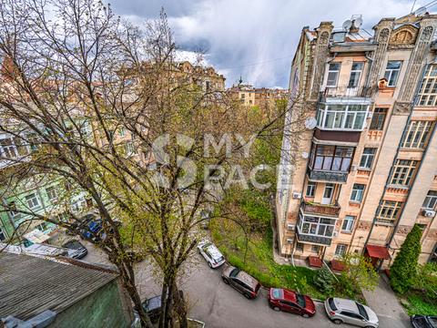 квартира по адресу Большая Житомирская ул., 6