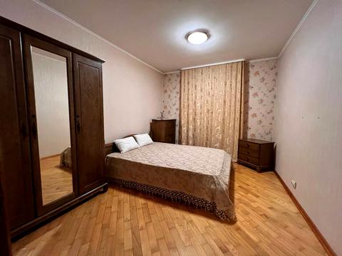 квартира за адресою Рятувальників вул., 35