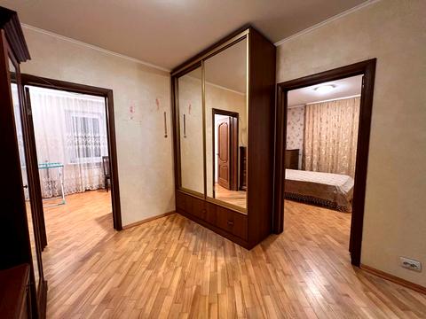 квартира за адресою Рятувальників вул., 35