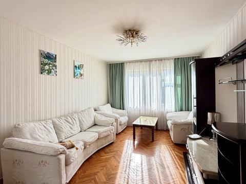 квартира по адресу Героев Днепра ул., 19
