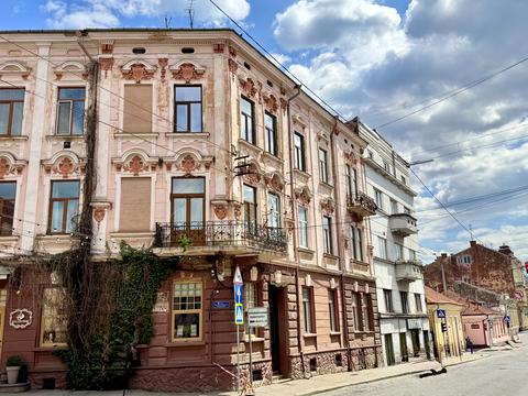 квартира за адресою Університетська вул., 48