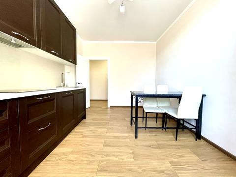 квартира за адресою Райдужна вул., 22