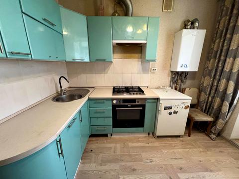квартира за адресою Боголюбова вул., 37
