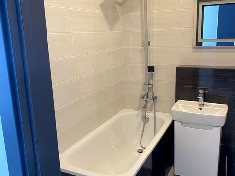 квартира за адресою Рівне, 24 Серпня вул., 24