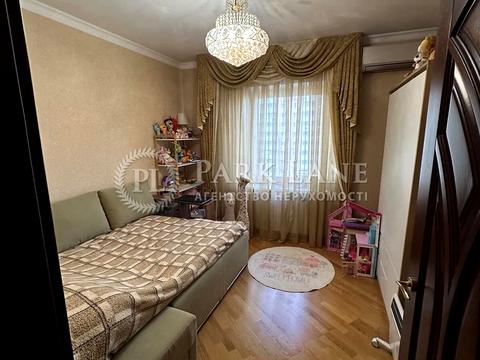 квартира за адресою Олени Пчілки вул., 2-Б