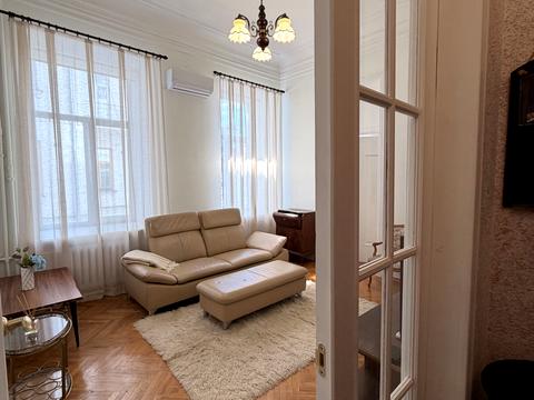 квартира по адресу Лютеранская ул., 7/10