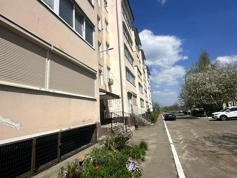 комерційна за адресою Вокзальна вул., 43