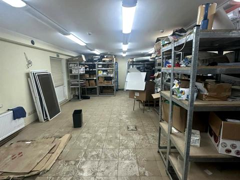 комерційна за адресою Вокзальна вул., 43