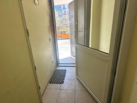 комерційна за адресою Вокзальна вул., 43