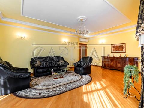 квартира за адресою Предславинська вул., 31/11