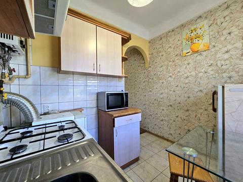 квартира за адресою Зимова вул., 12-Д