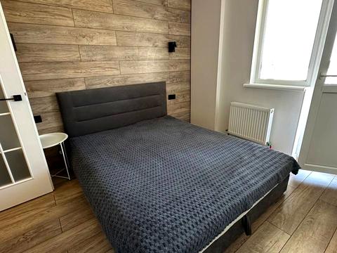квартира за адресою Перлинна вул., 11